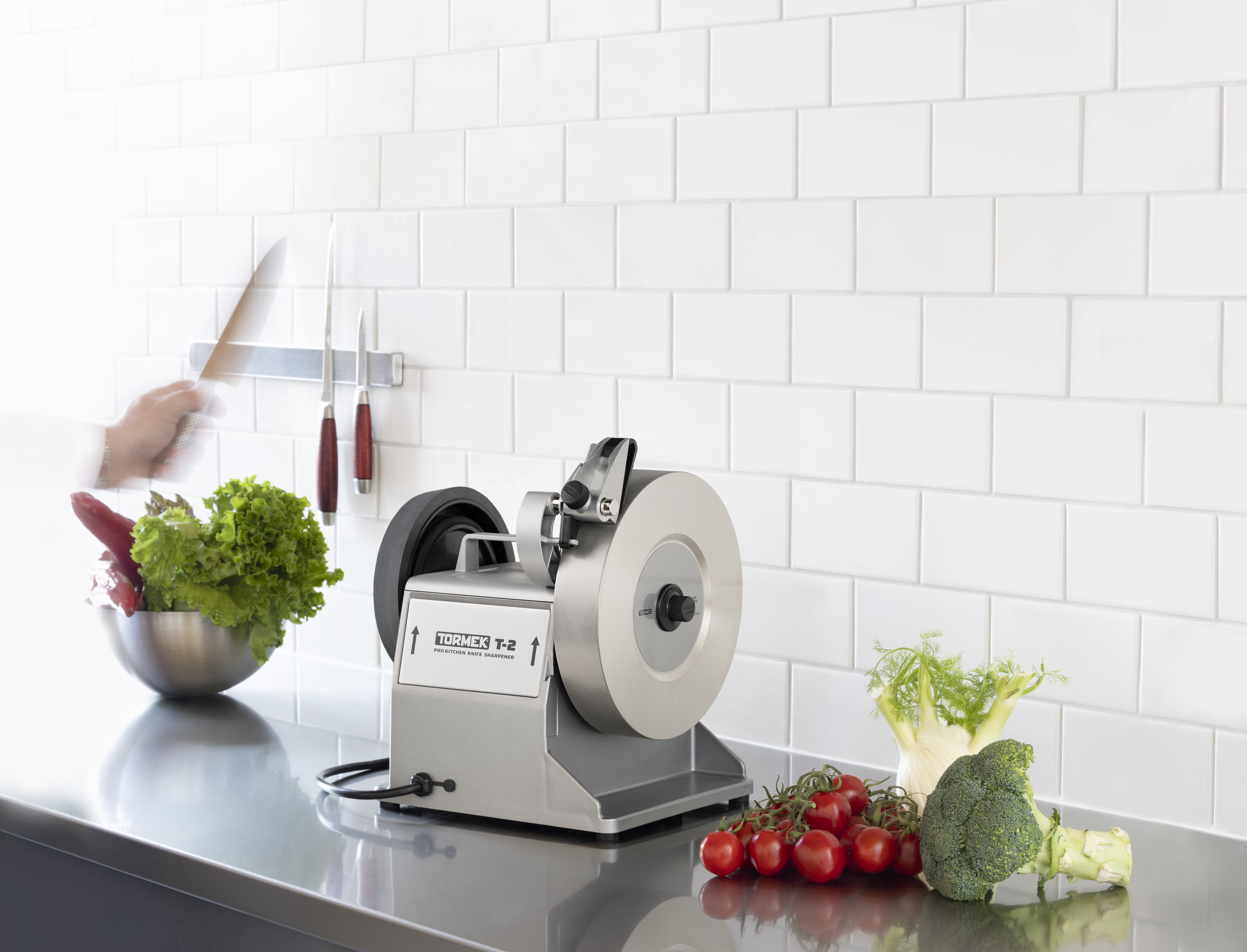 Tormek_T-2_in_kitchen_HR